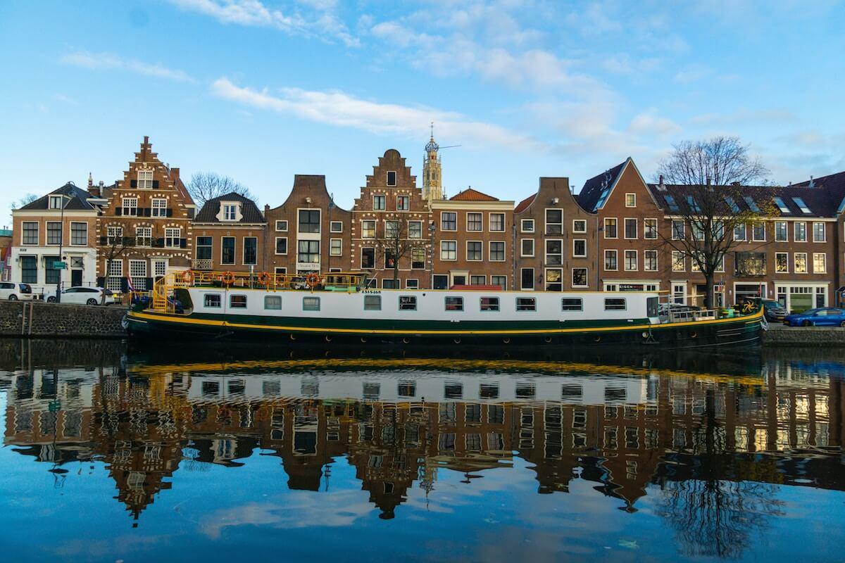 The canals and houses of Haarlem