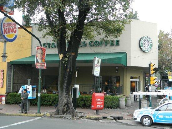 Starbucks location in Mexico City